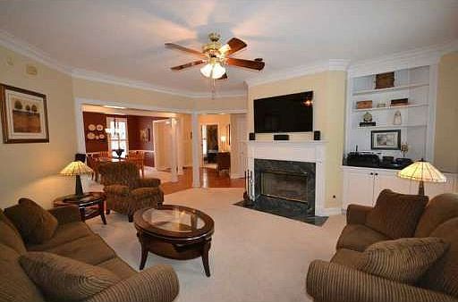 3rd image of 335 Laurel Green Way