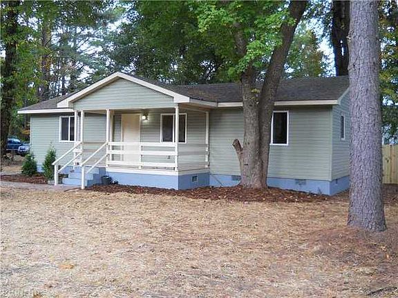 3rd image of 220 Hurdle Dr