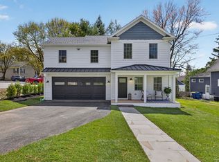 26 E Elizabeth St, Skaneateles, NY 13152