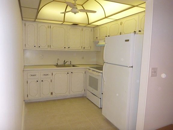 2nd image of 50 Farnham #C