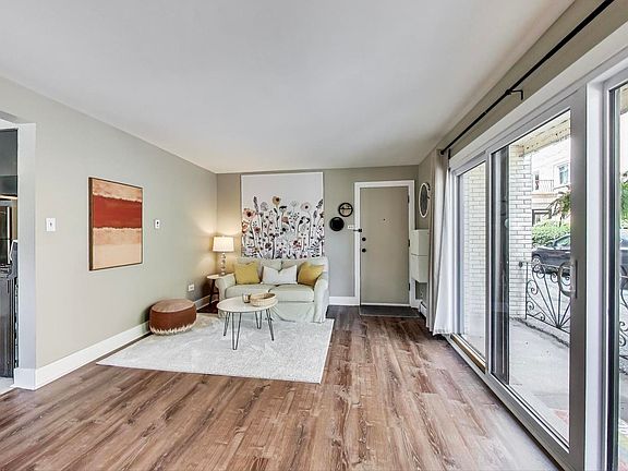 5th image of 6468 N Northwest Hwy APT A1