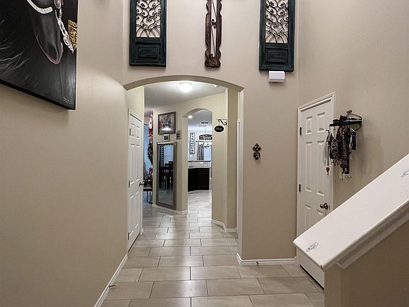 2nd image of 5522 Shorthorn Dr