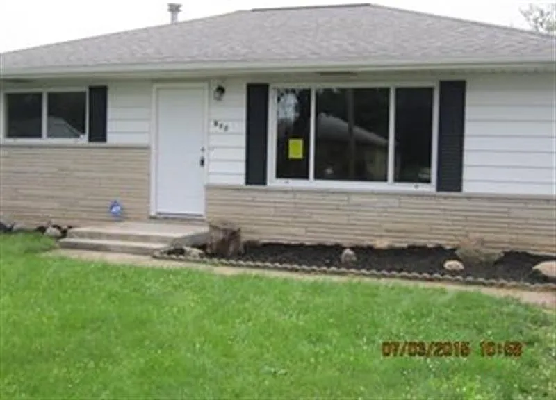 617 Colton Rd photo 1