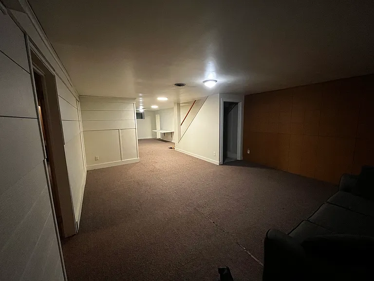 4895 Golden Ct — Photo 28