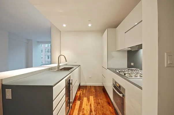 Sold by MNS | media 22