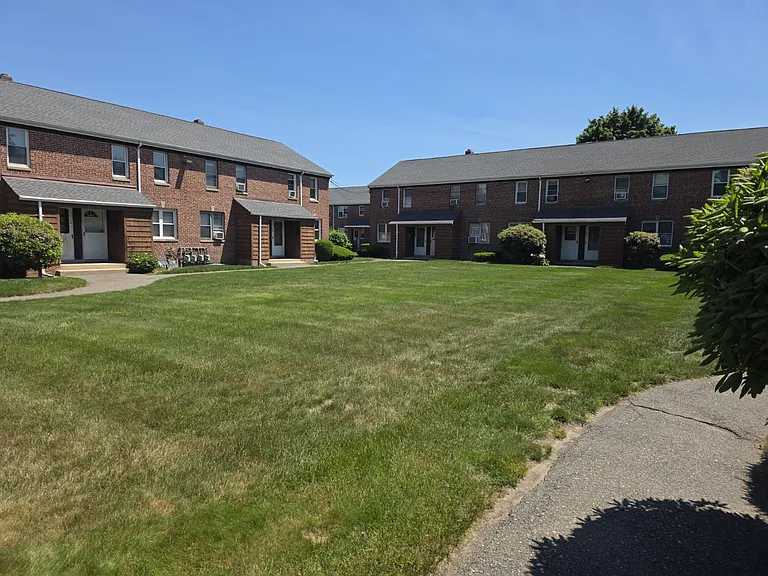 44 Virginia Ave — Photo 1