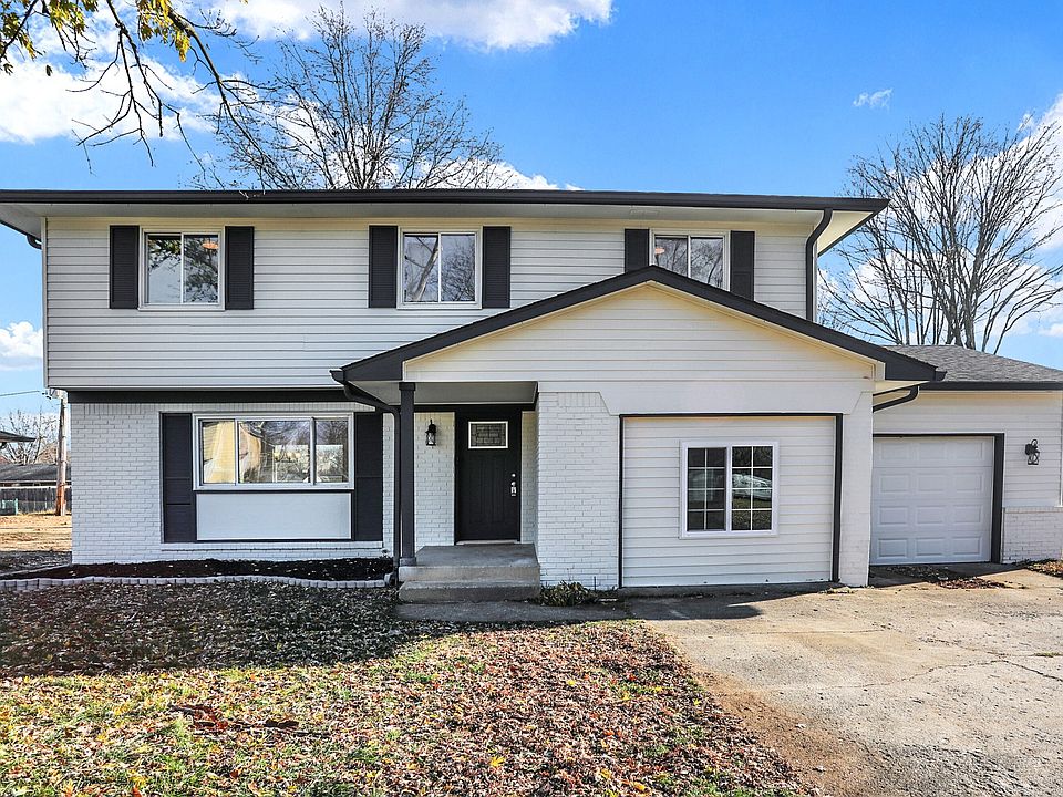 1st image of 701 Laurel Ln