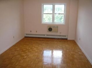 25 Terrace Pl, Brooklyn, NY 11218
