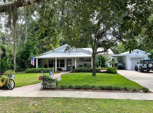 330 N Tubb St, Oakland, FL 34760