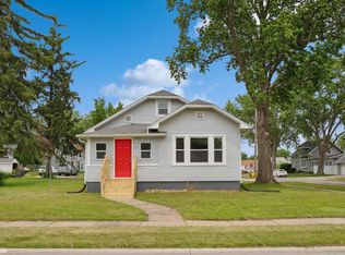 800 Harrison Ave, Burlington, IA 52601