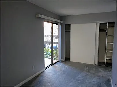 100 Laurel Pl #14 — Photo 7