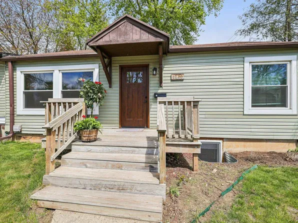 1040 Garden Ave, Stoughton, WI 53589