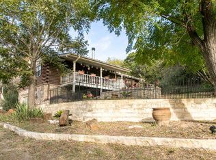 120 Wild Cherry Dr, Kerrville, TX 78028
