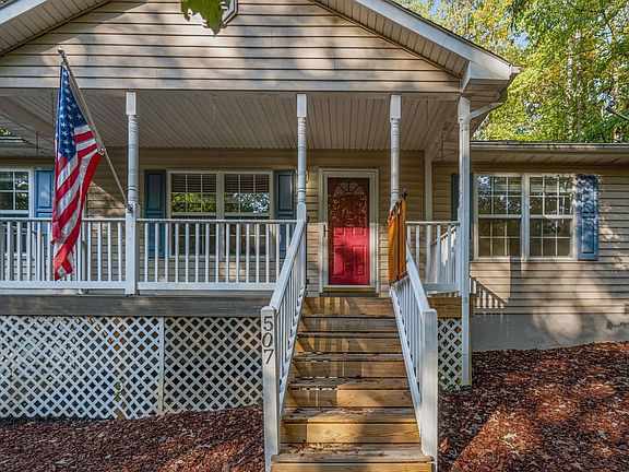 2nd image of 507 Jefferson Dr