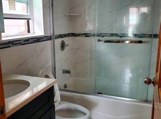4512 163rd St, Flushing, NY 11358