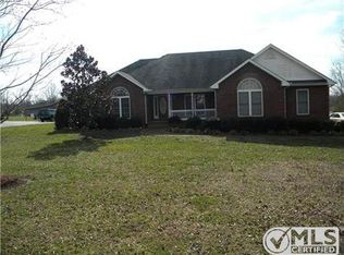 2450 Pleasant View Rd, Pleasant View, TN 37146