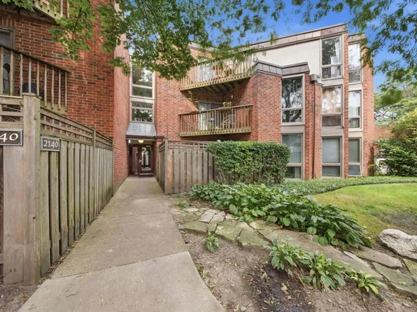 2140 N Lincoln Ave APT 5202, Chicago, IL 60614