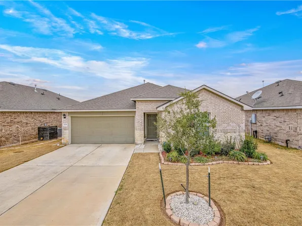 2424 Mulligan Ln, Navasota, TX 77868
