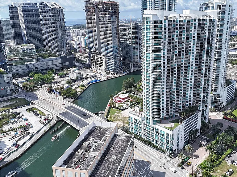 350 S Miami Ave #4110 — Photo 37