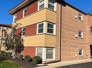 9651 S Pulaski Rd APT 1W, Evergreen Park, IL 60805