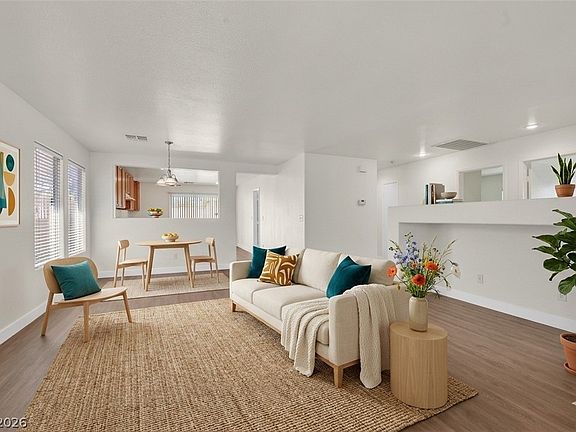 2nd image of 144 Bella Milano Ave