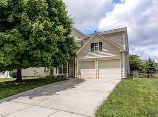 8916 Lyleton Ln, Charlotte, NC 28269