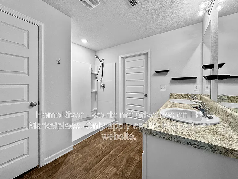 5578 Guinevere Ln — Photo 11
