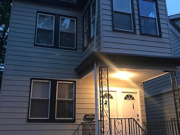 3rd image of 158 Vermont Ave #1