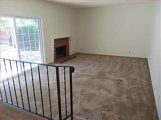 5th image of 1022 Branham Ln