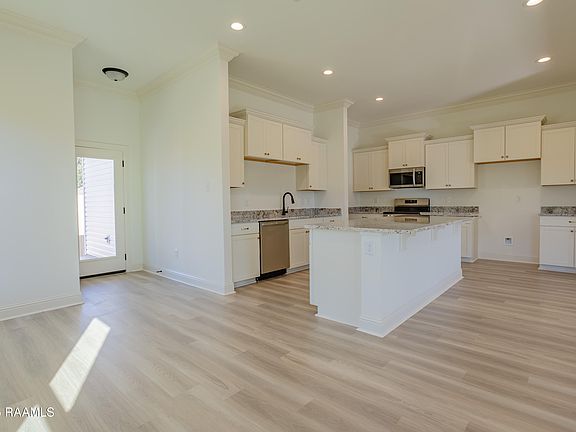 5th image of 203 Park Haven Dr