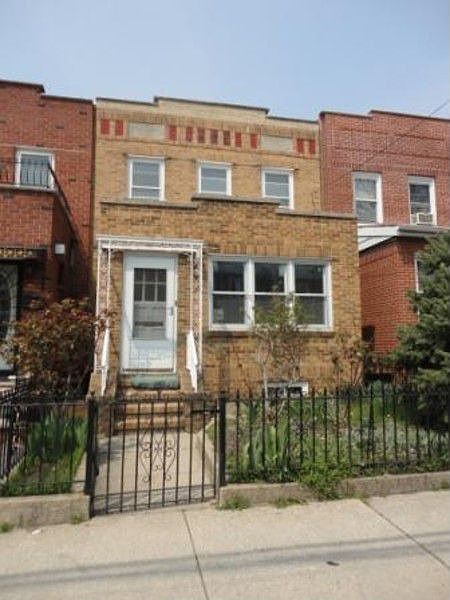 1st image of 2136 46th St