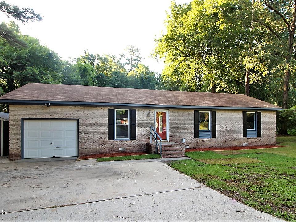 1st image of 3703 Clearview Dr