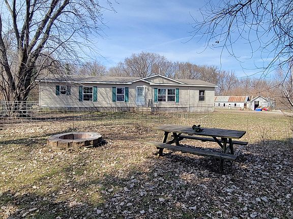 2nd image of 70651 460th St