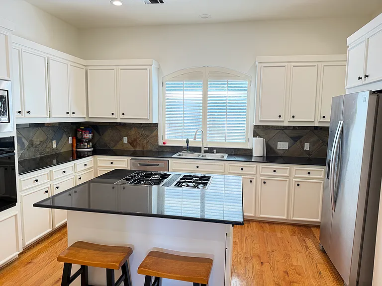 1412 Castle Ct #A — Photo 18