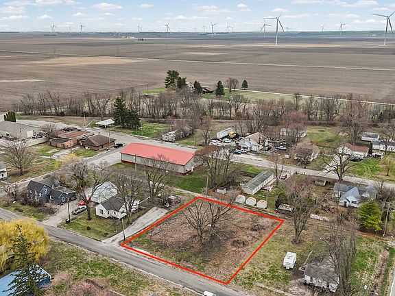 3rd image of 107 Sheridan St