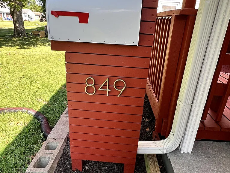 849 Berkley Rd — Photo 5