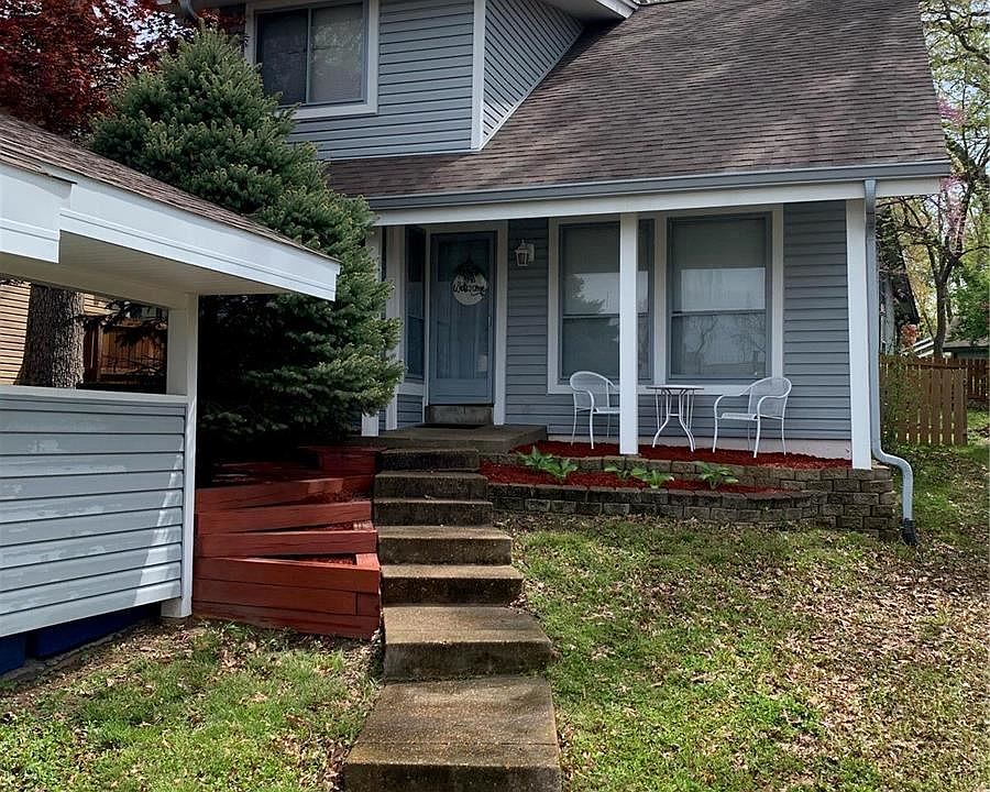1st image of 1422 Meadowside Dr