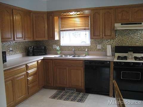 5th image of 13726 Hillsdale Dr