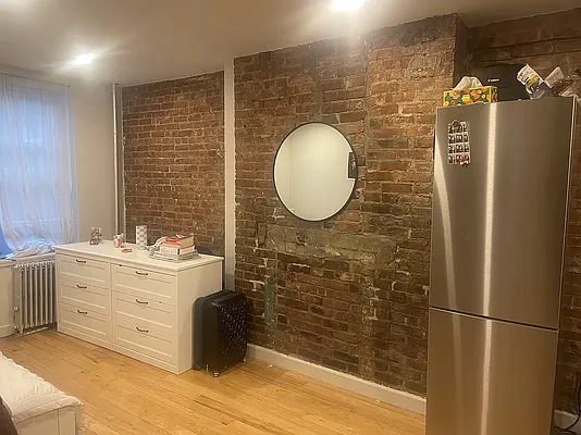 Rented by NorthStar REG LLC | media 9