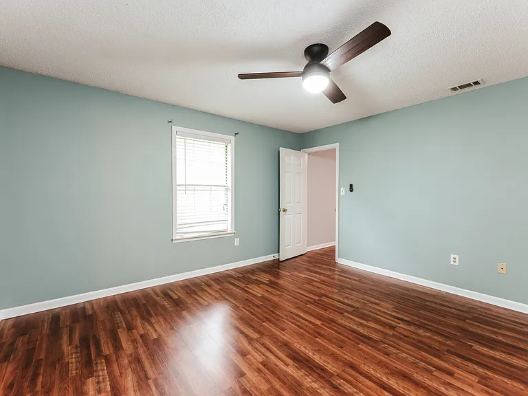 180 Oak Dr — Photo 12