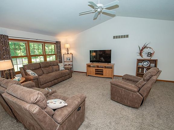 4th image of 51063 County Road 5