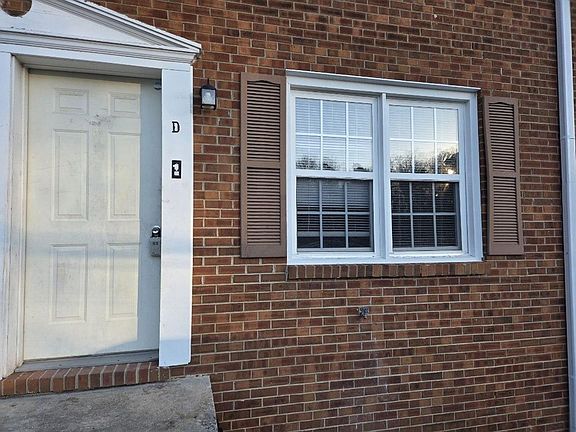 2nd image of 1305 White St #1317-D