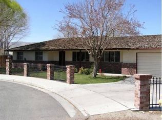 17 Maple Dr, Yerington, NV 89447
