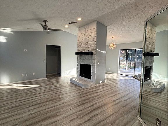 5th image of 1064 SW Dalton Avenue