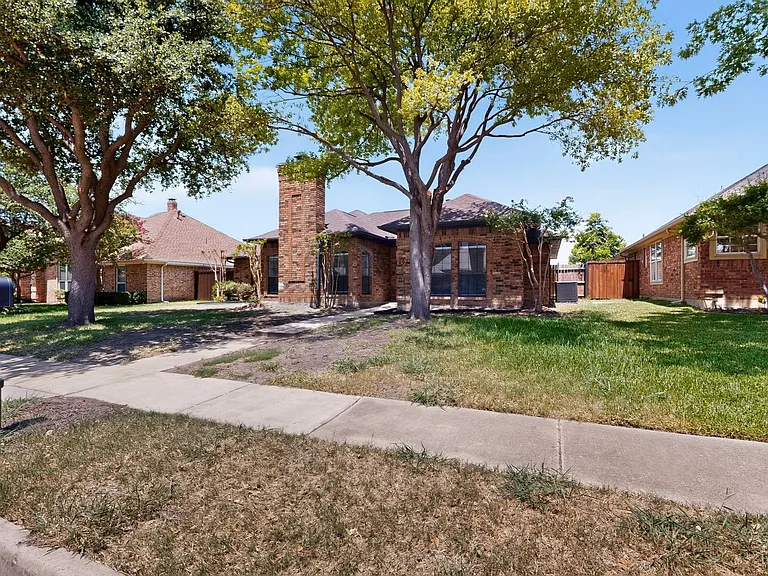 3933 Alto Ave — Photo 43