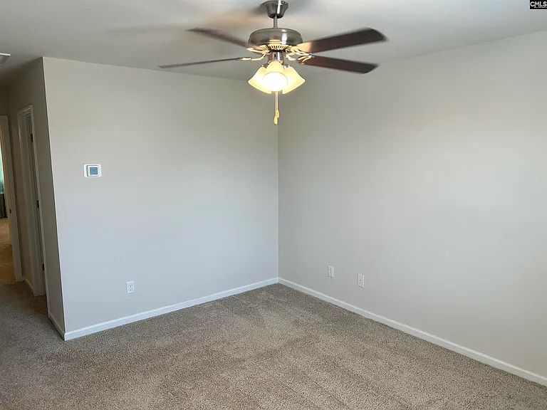 1071 Crescent Moon Loop — Photo 19