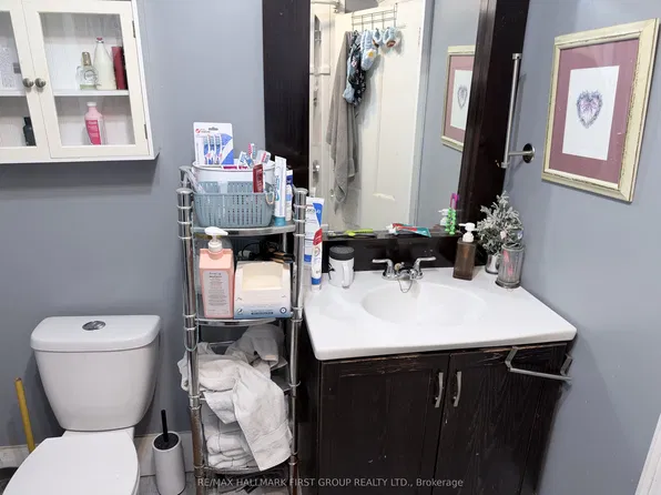 160 University Ave W, Cobourg, ON K9A 2H2