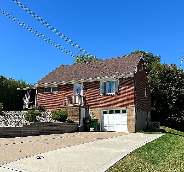 1st image of 316 Blaze Dr