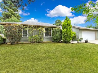 1018 S Holly Ct, Canby, OR 97013