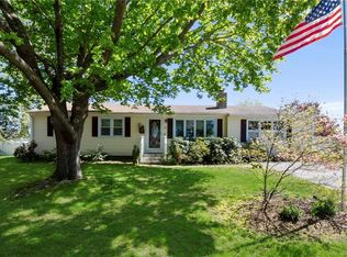 36 Netop Dr, Warwick, RI 02818